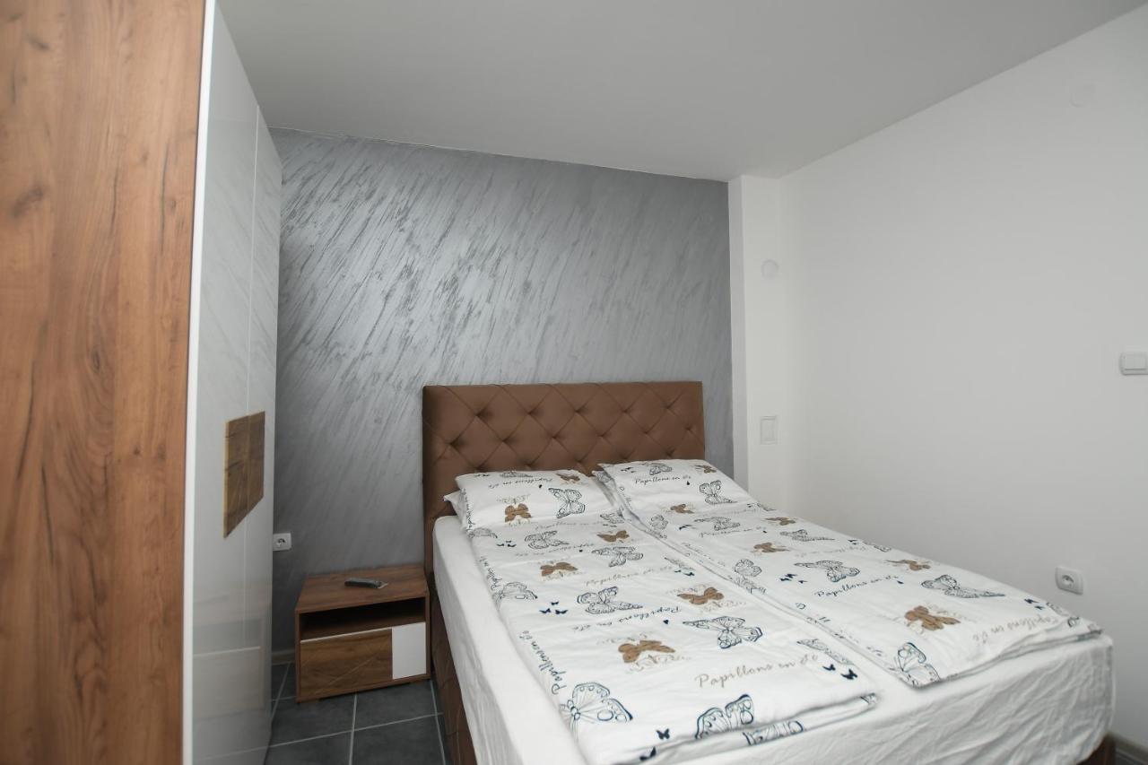 Relax Apartmani Kladovo Exterior foto